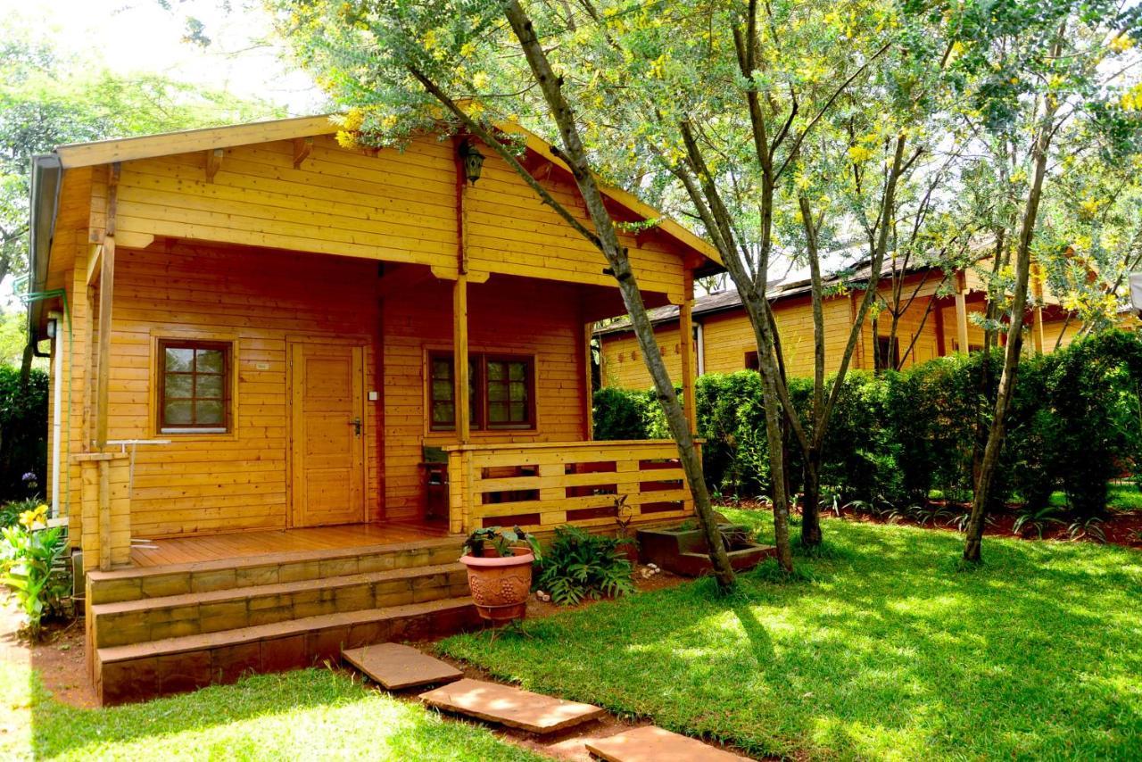 Severine Cottages And Lounge Ltd Ναϊρόμπι Εξωτερικό φωτογραφία