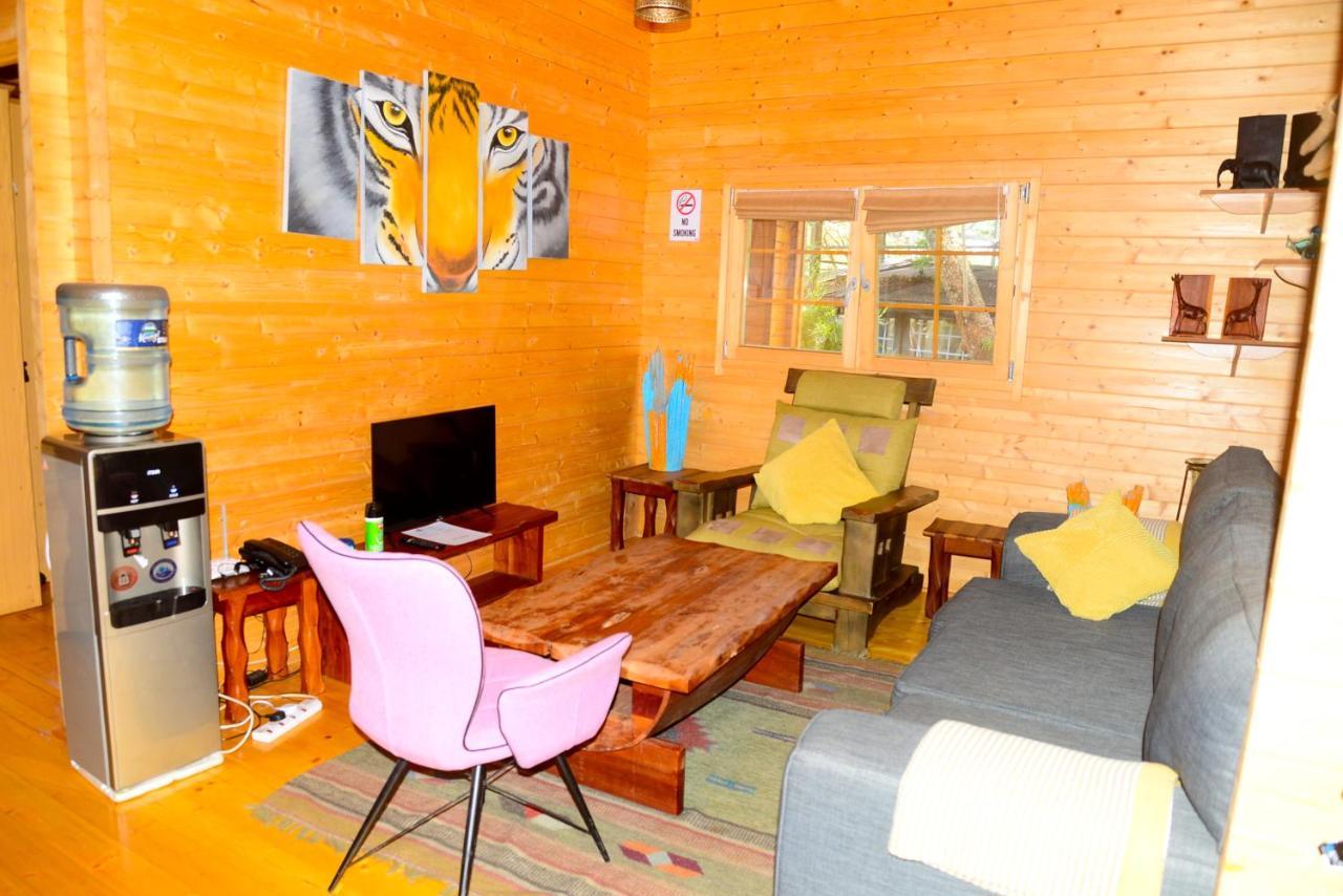 Severine Cottages And Lounge Ltd Ναϊρόμπι Εξωτερικό φωτογραφία