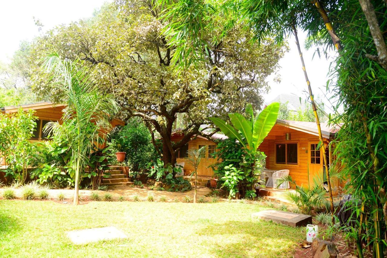 Severine Cottages And Lounge Ltd Ναϊρόμπι Εξωτερικό φωτογραφία